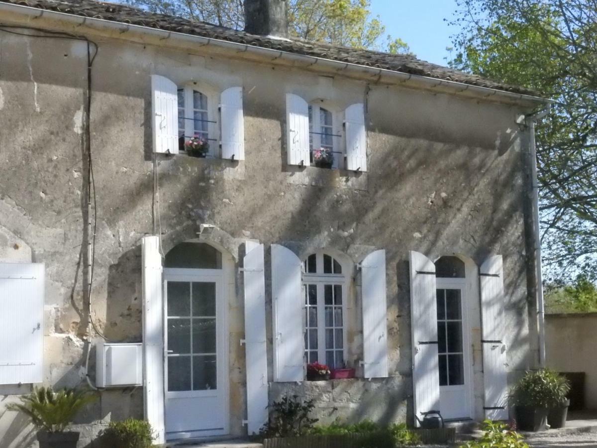 Bed and Breakfast Les Demeures De La Laigne Allas-Bocage Екстер'єр фото